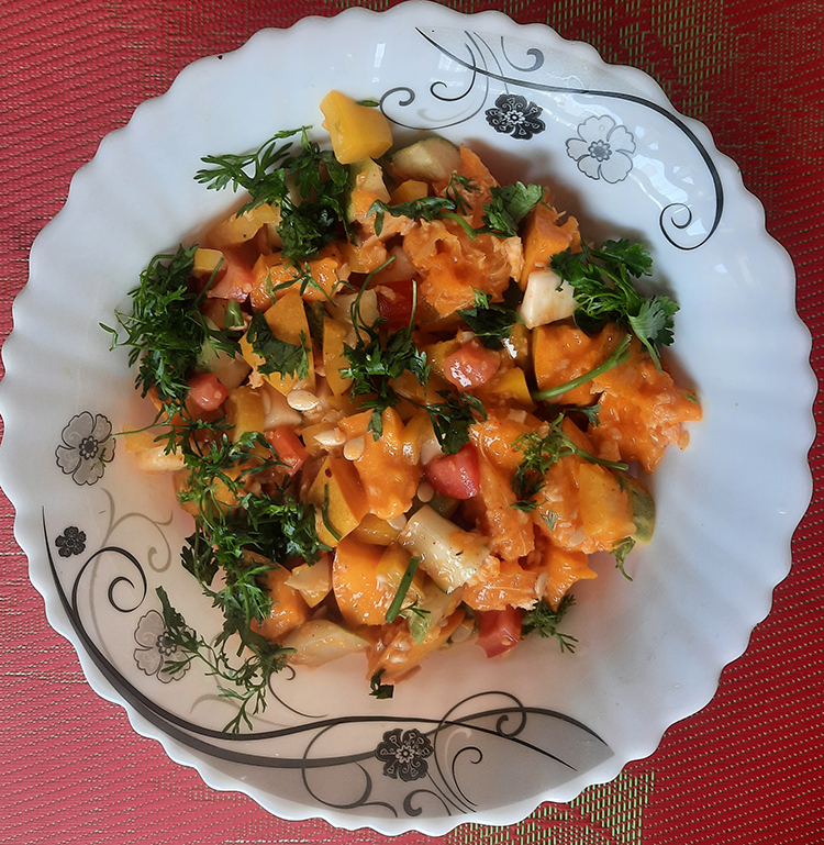 Mango Zucchini salad